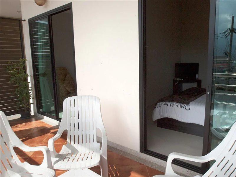 Green Residence Hotel Bang Rak Beach  Exterior foto